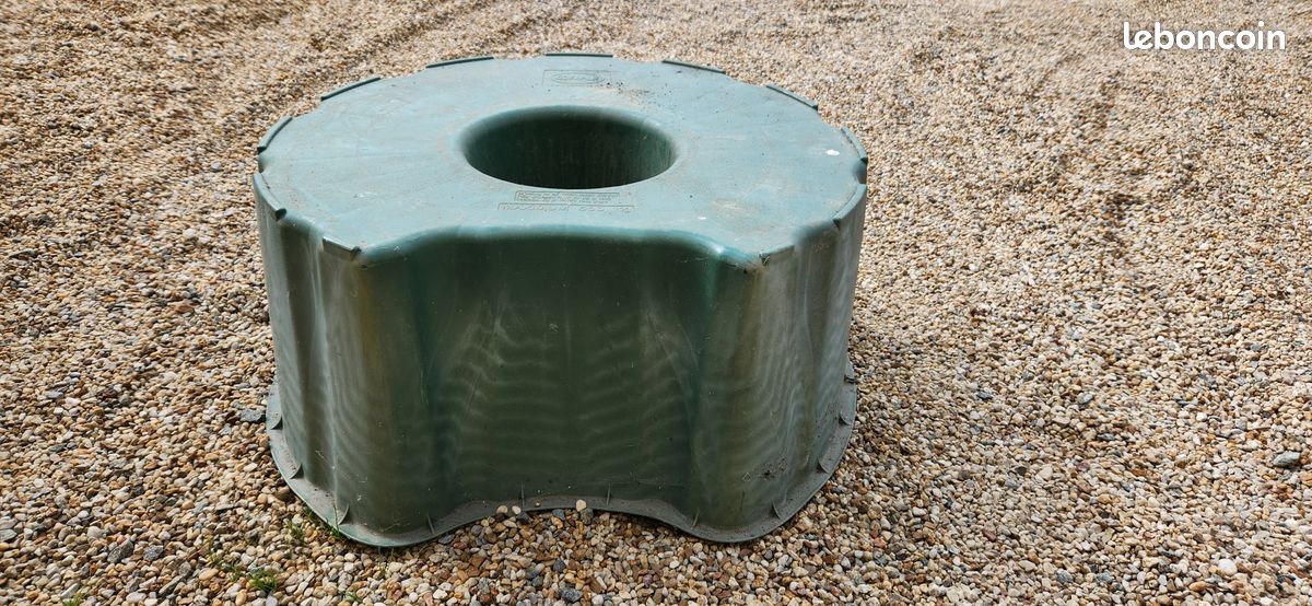 Socle récupérateur eau de pluie (image 1)