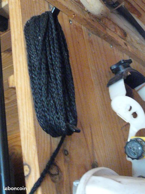 Rangement pour vélo en hauteur état du neuf (image 3)