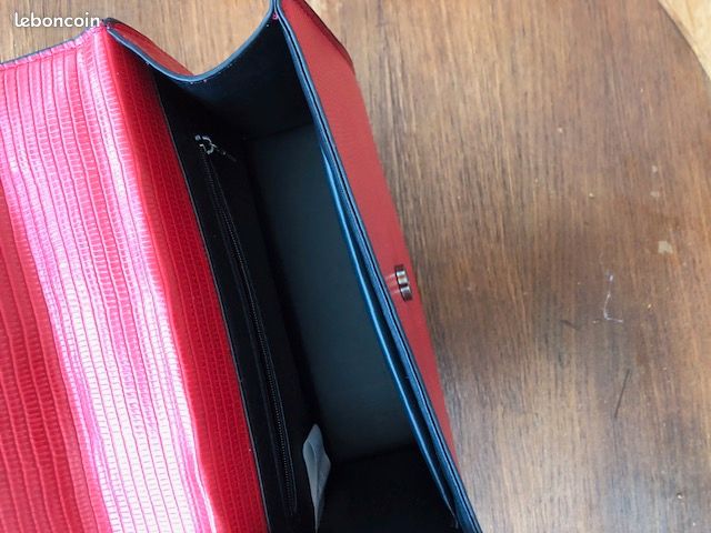 Très joli sac rouge neuf (image 6)