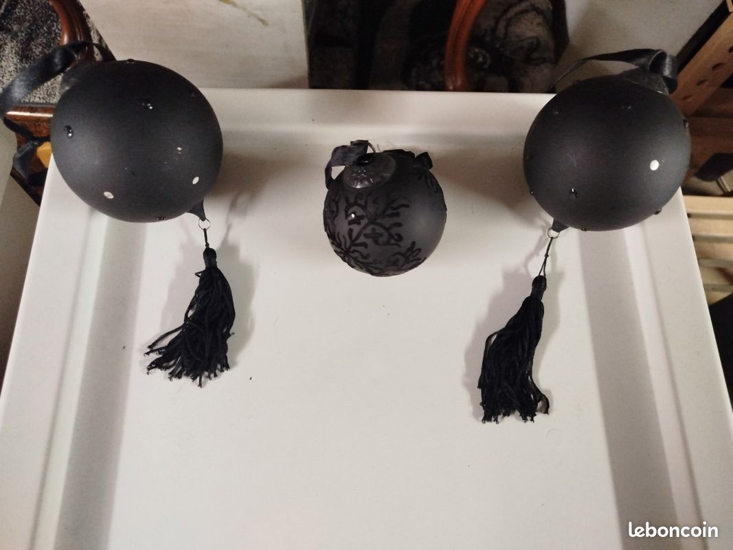 Lot De 3 Boules Noires En Acier - Marque Xaequo - Neuves