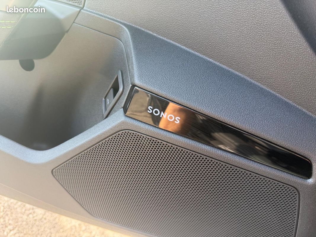 Audi RS3 SPORTBACK 2.5 TFSI 400CV quattro S-tronic 7 CARTE GRISE FRANCAISE (8900 KMS) (image 16)
