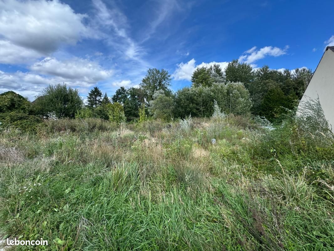 Terrain 1170 m² · à Urcel · 37 500 €