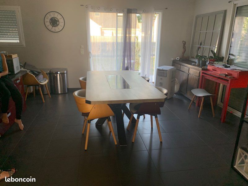 Table type industrielle (image 3)