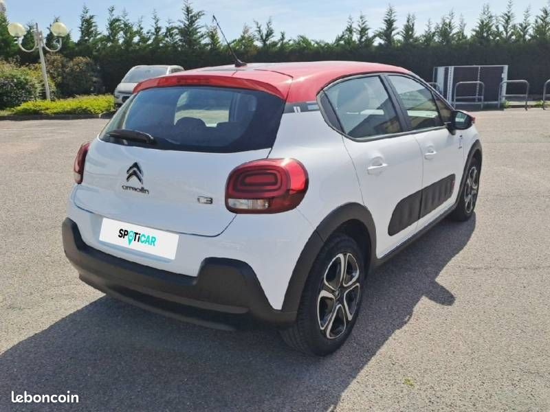 Citroën C3 PureTech 82 S&S BVM5 Graphic (image 7)