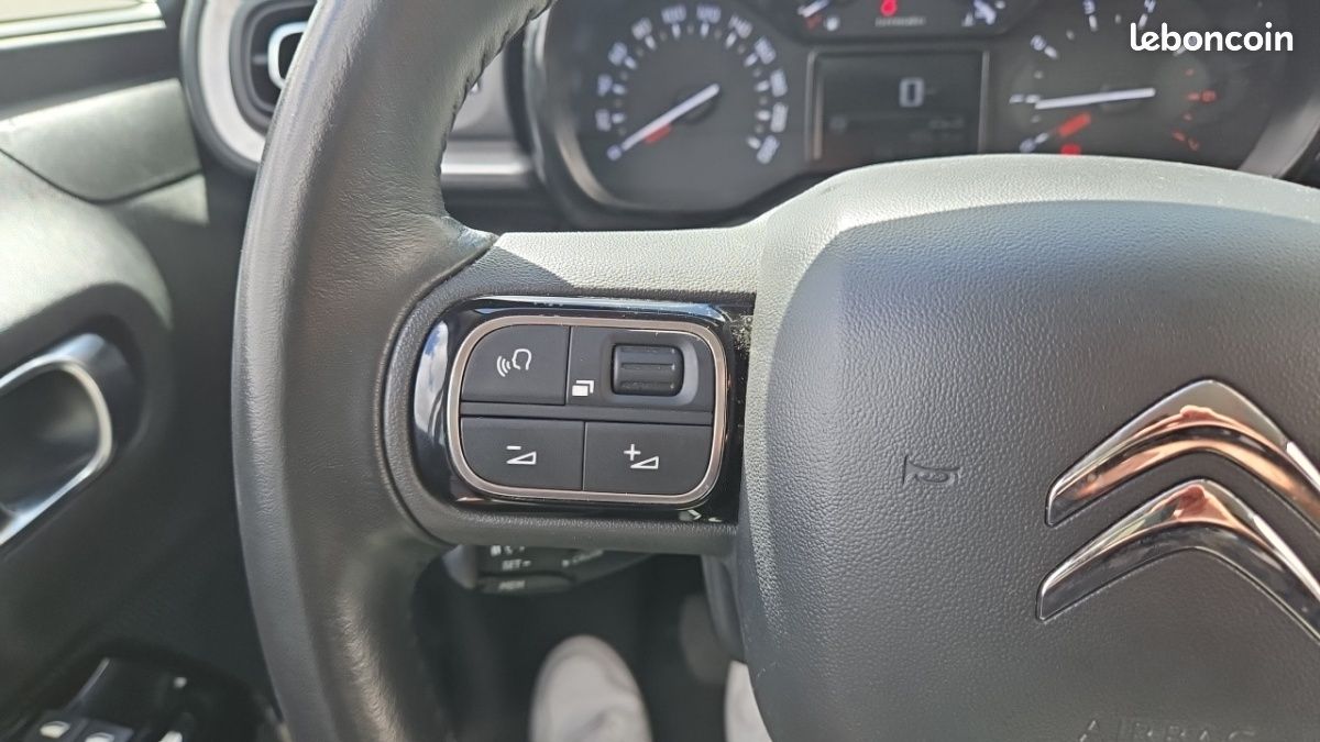 Citroën C3 BLUEHDI 100 SS BVM6 SHINE (image 21)