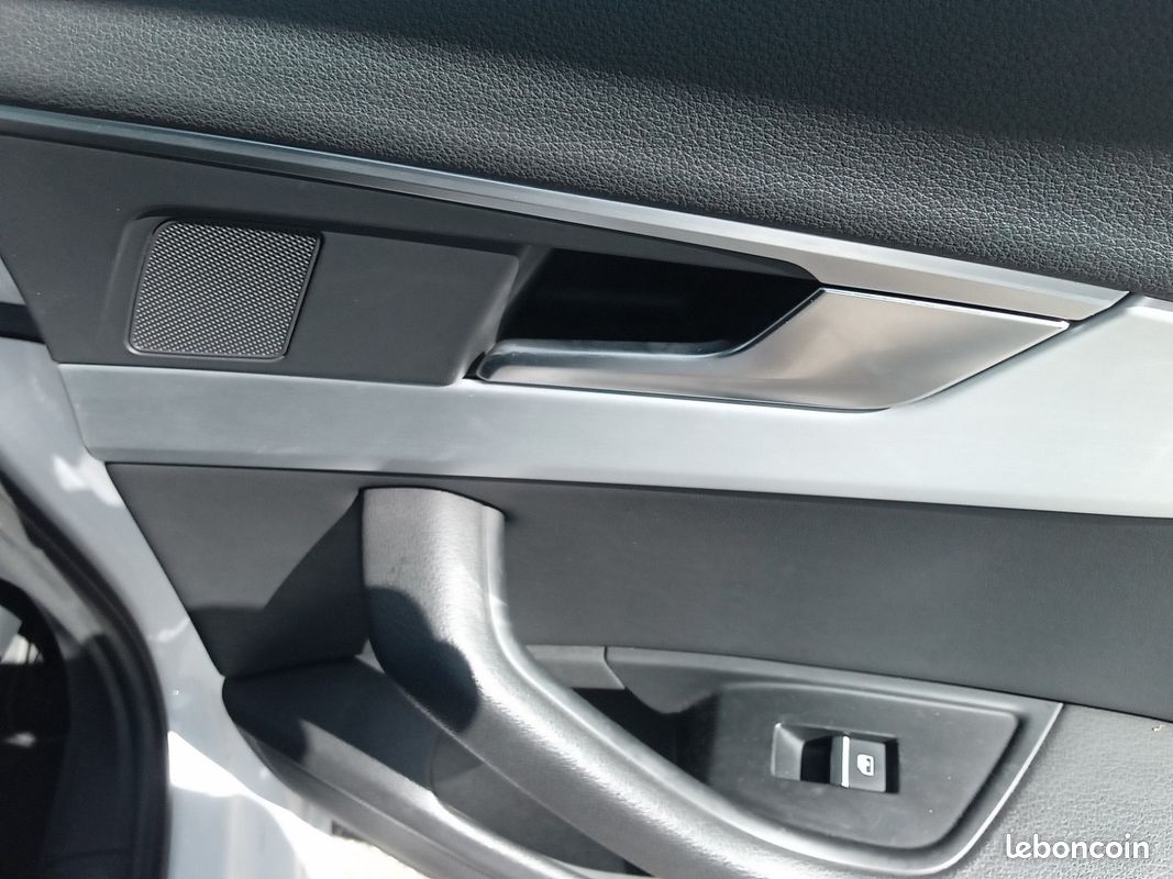 AUDI A4 AVANT 2.0 TDI 190 S tronic 7 Quattro S line / VENTE DESTINÉE UNIQUEMENT A PROFESSIONNEL DE L'AUTOMOBILE (image 12)