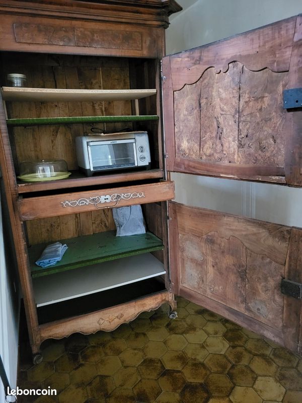 Armoire homme debout (image 3)