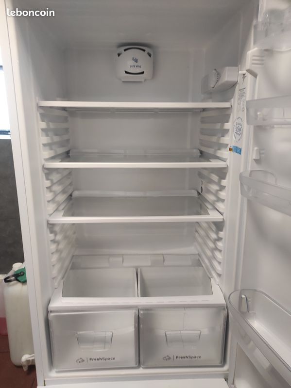 Frigo Neuf Indesit 416 L (image 5)
