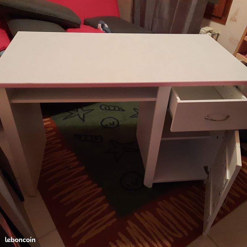 Cède bureau fille (image 1)