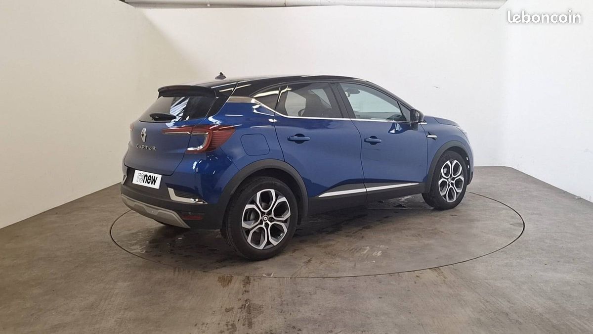 Renault captur tce 160 edc 21 intens (image 2)