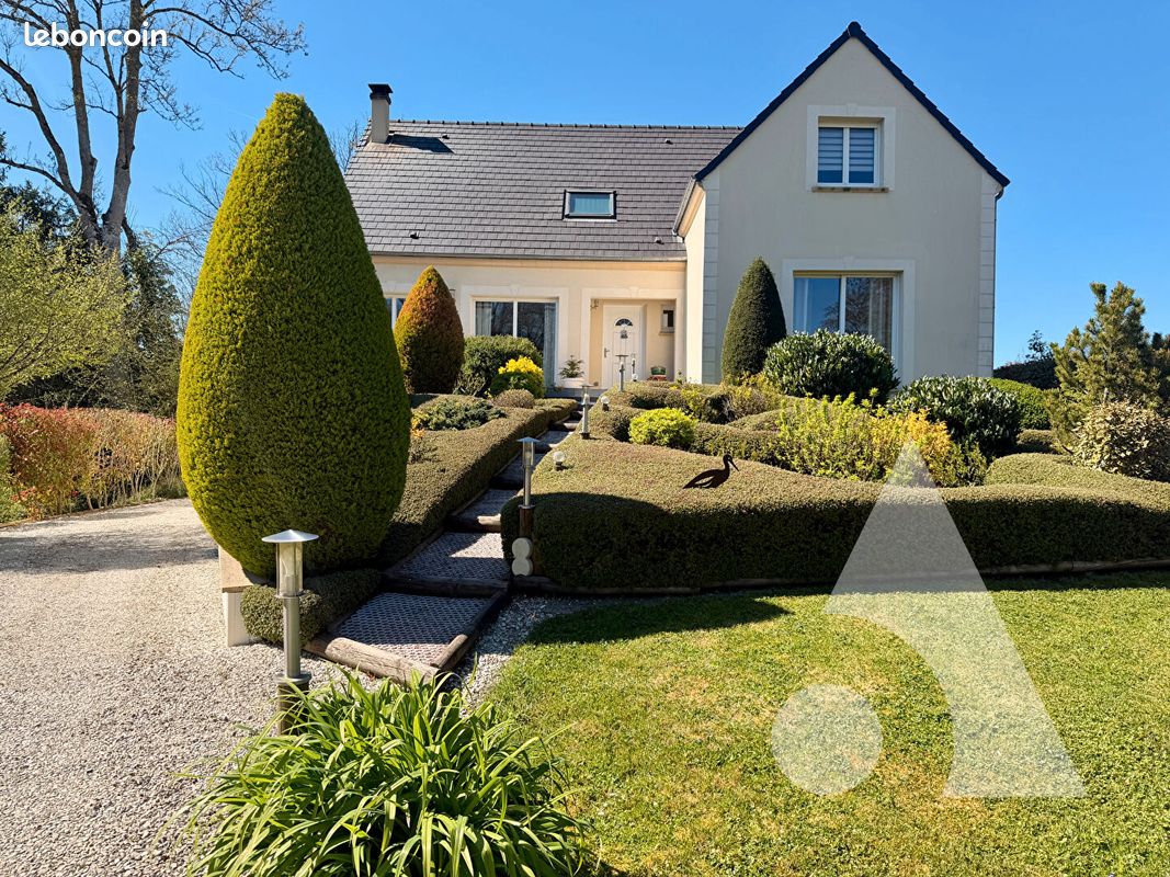 Maison 8 pièces 196 m² · à Montigny-les-Monts · 196 m² · 302 000 €