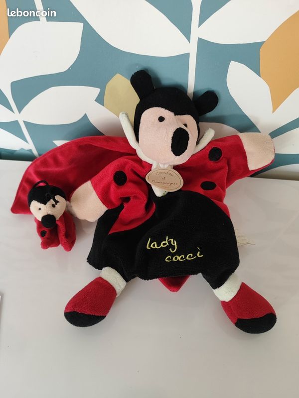 Coccinelle en Peluche au Crochet Modèle pour Débutants