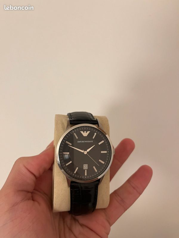 Montre Emporio Armani date (image 1)