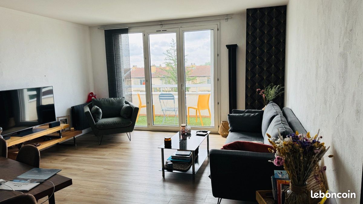 Appartement 3 pièces 77 m² · à Villeurbanne · 77 m² · 1 101 €