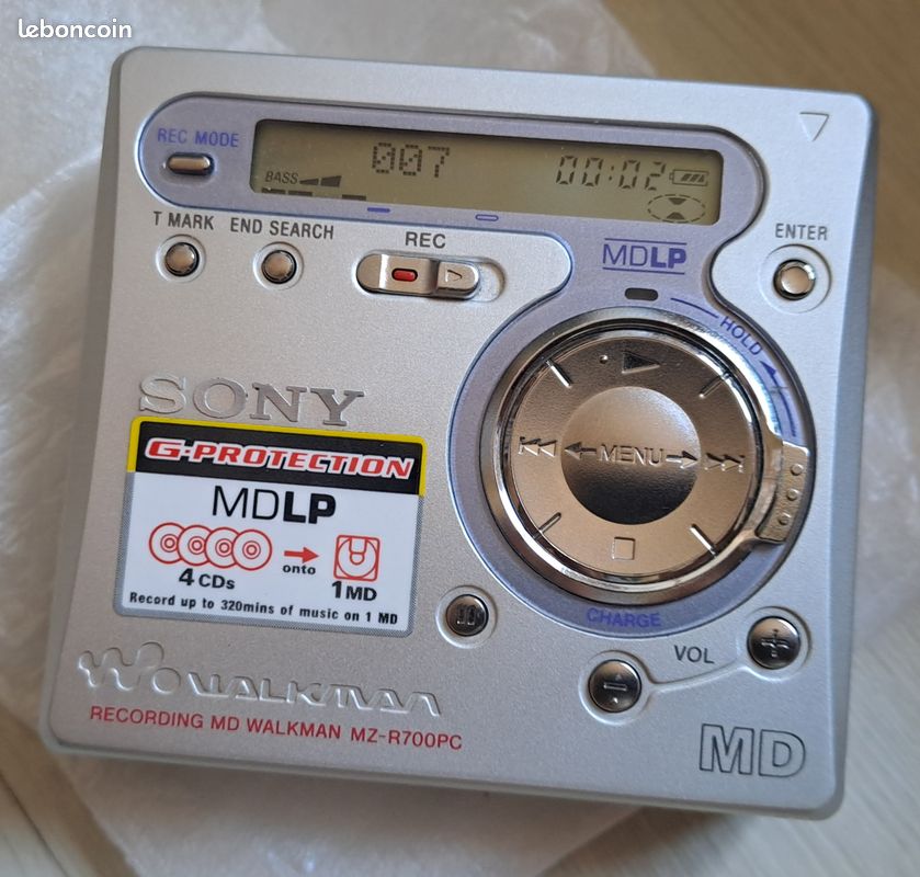 Lecteur MiniDisc Walkman MZ-R700PC avec sa boite d'origine (image 9)
