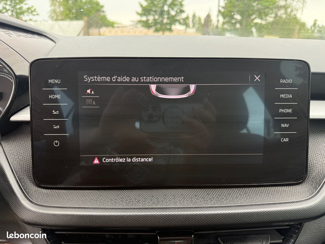 SKODA FABIA 1.0 Ambition 80 ch BVM5 TVA RECUPERABLE (image 27)