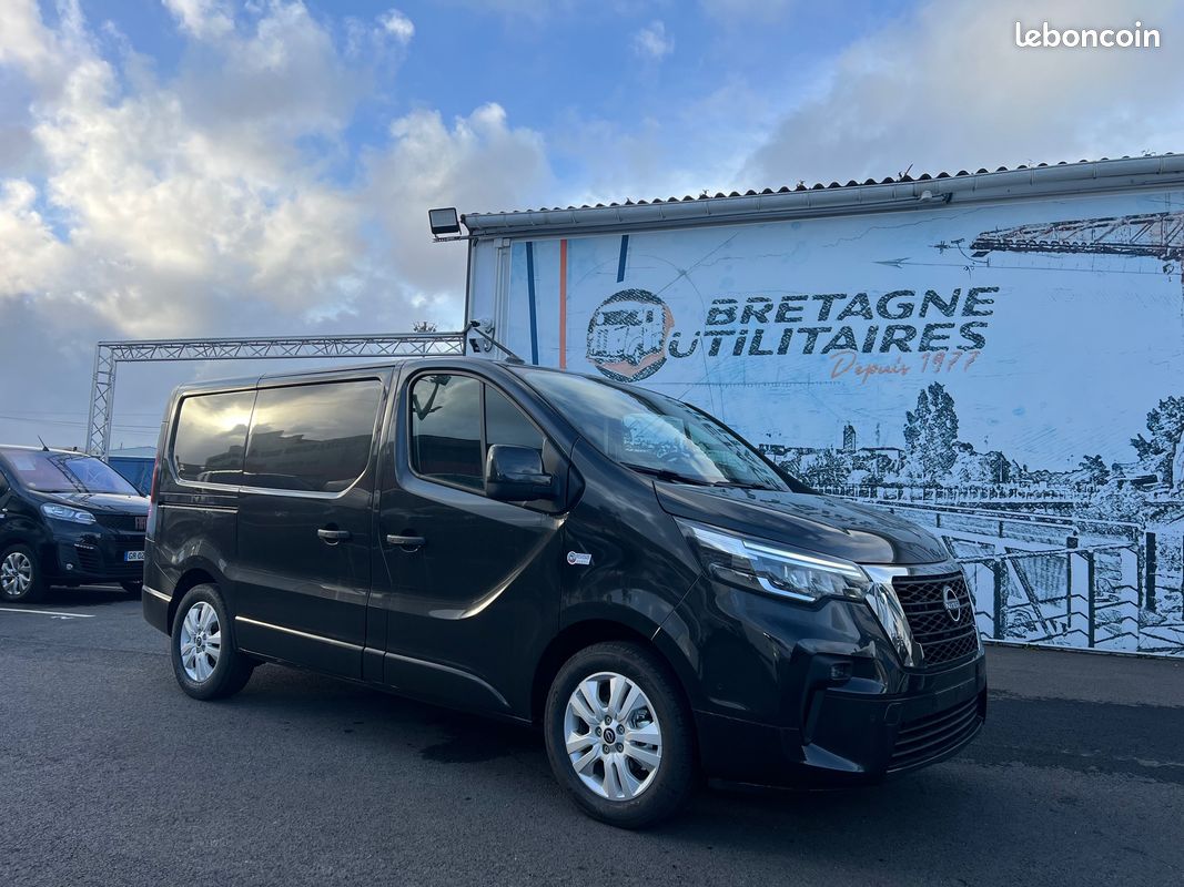33250 ht Primastar L1H1 170 cv BVA9 Tekna + Kit bois + Attelage (image 7)