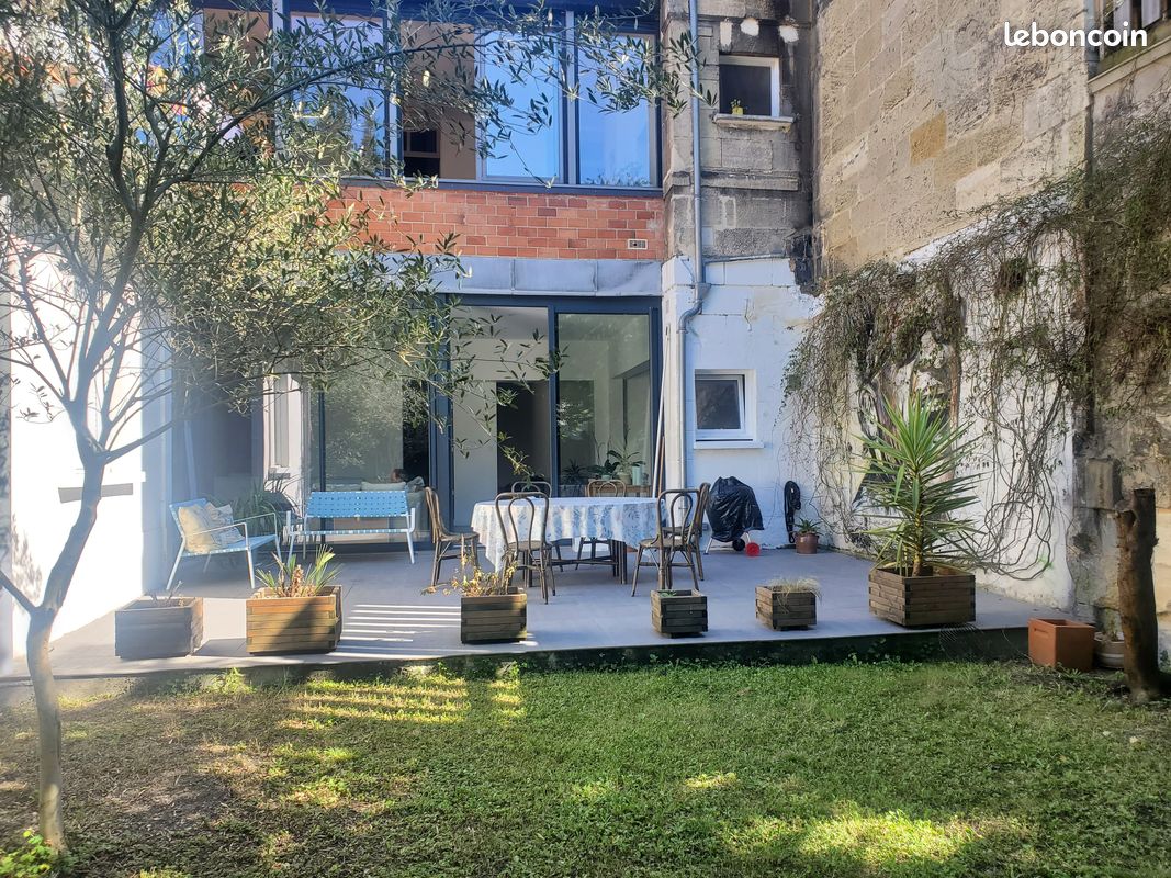 T3 de 77 m² avec jardin - à louer au 1er juin 2024 - Bordeaux 33800 -Sud (image principale 0)