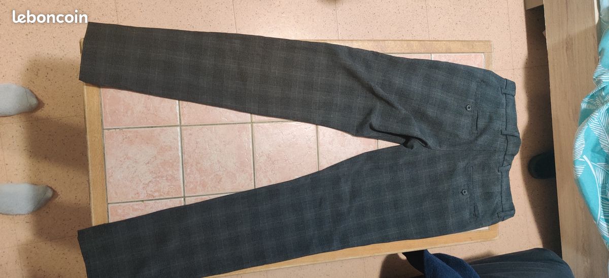 Vend pantalon Jack and Jones homme (image 2)