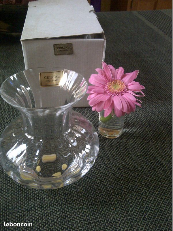 Vase boule en cristal de BAYEL (image 2)