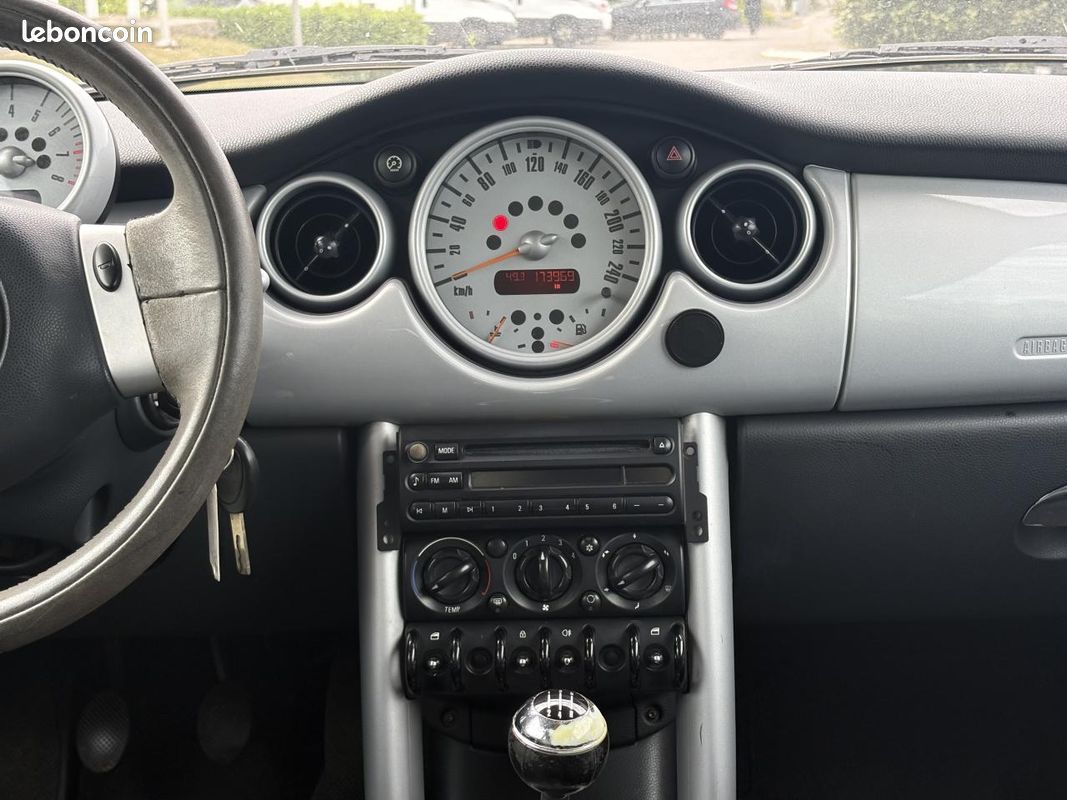 MINI MINI 1.6i - 90 One (image 10)