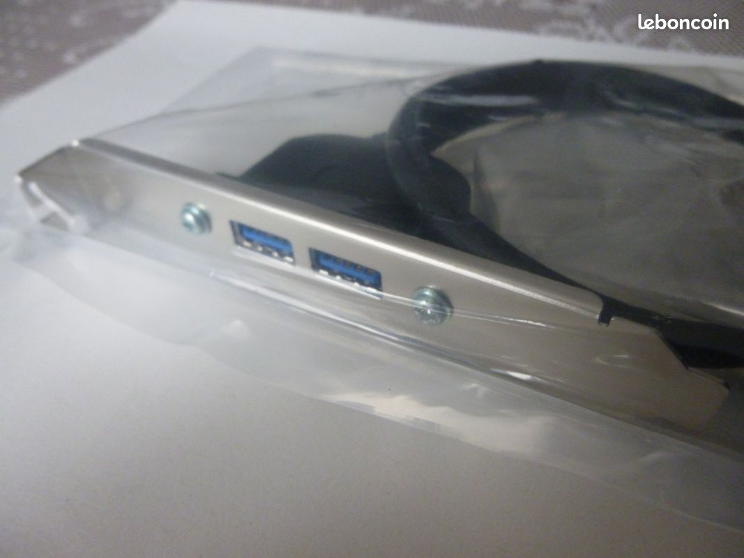 Panneau 3,5 pouces avec 2 USB 3.0 pour boitier PC (image 2)
