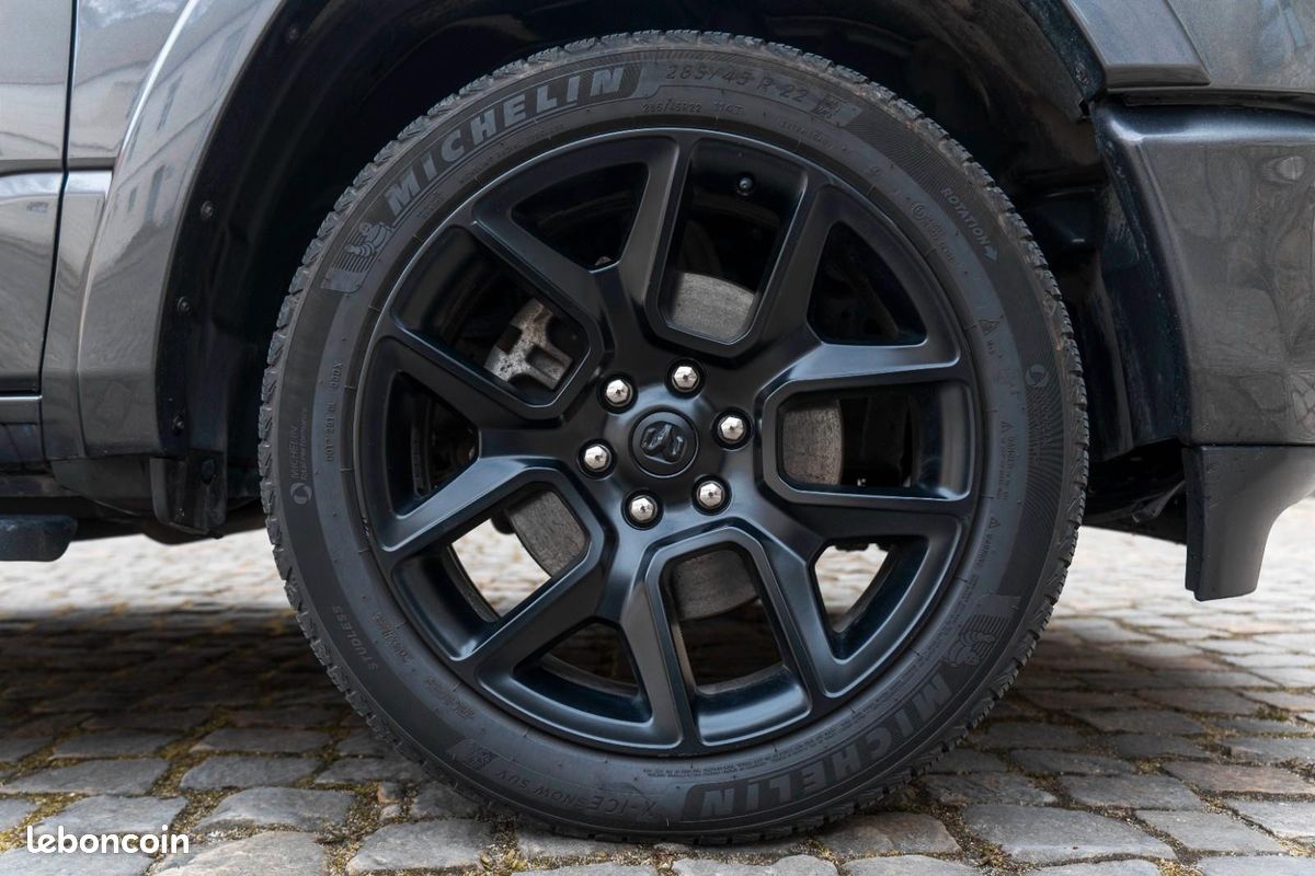 Dodge RAM 1500 Laramie 5.7 V8 HEMI eTorque 401 ch 4x4 – Toit pano – 360° – GPL (image 22)