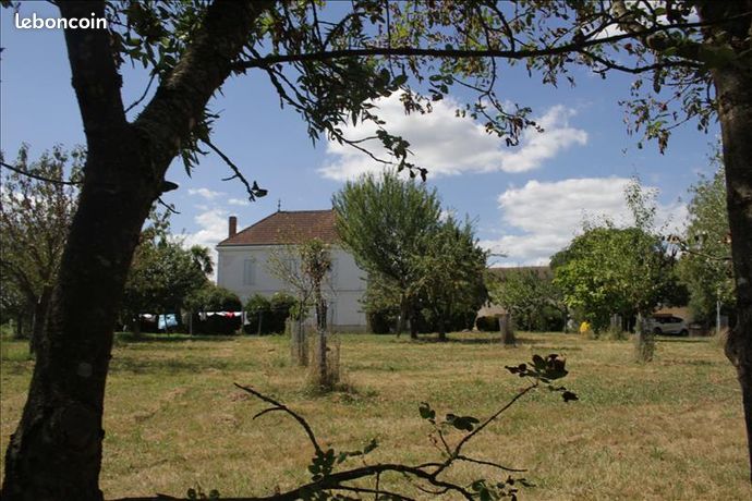 Maison 12 pièces 424 m²