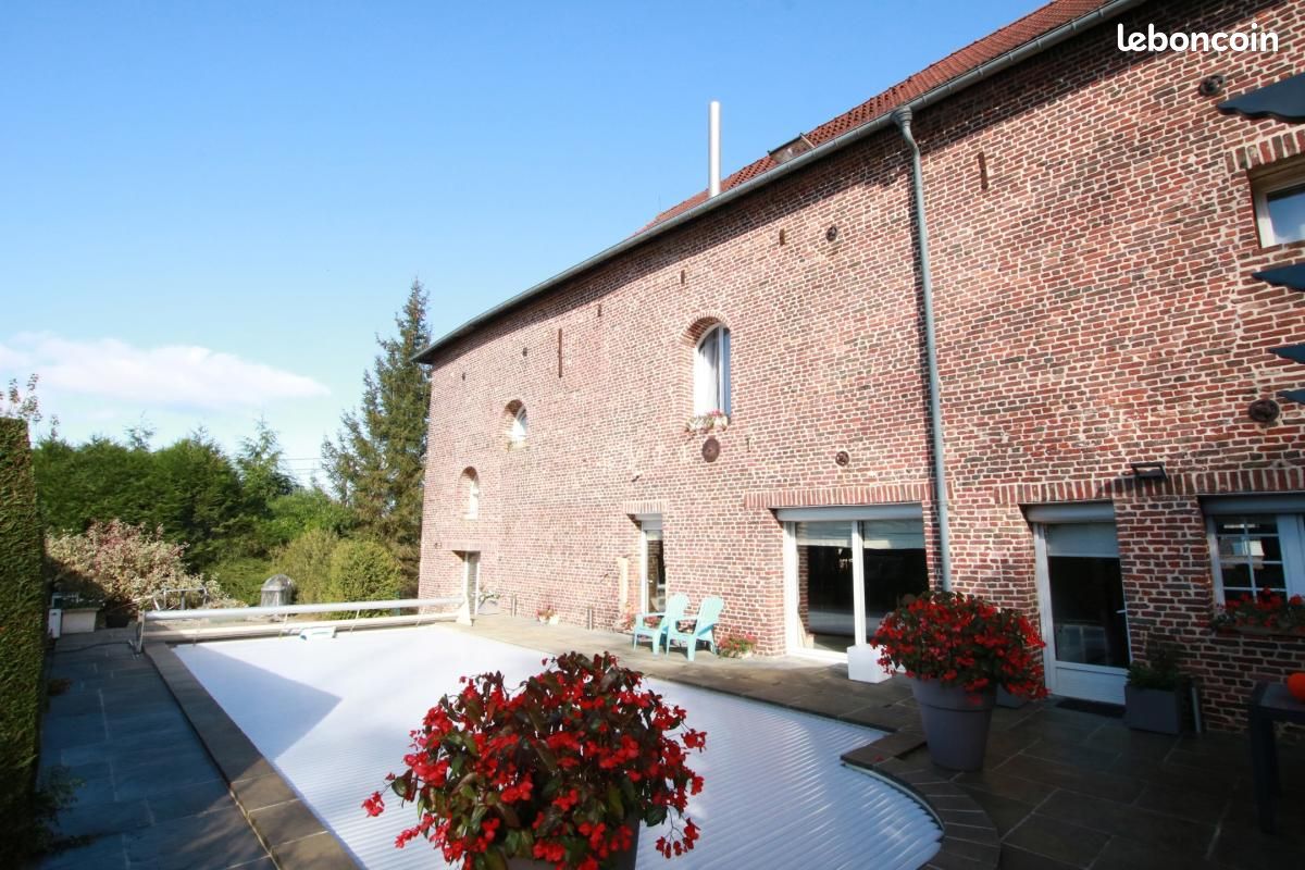 Maison 20 pièces 650 m² · à Cambrai · 650 m² · 699 000 €