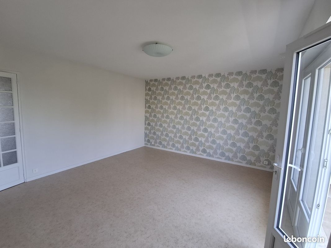 Appartement 3 pièces 73 m² · à Bressuire · 73 m² · 630 €