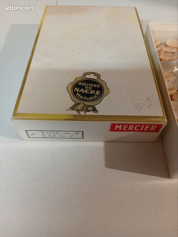 Boite lot Bouton nacre beige 2cm (image 2)