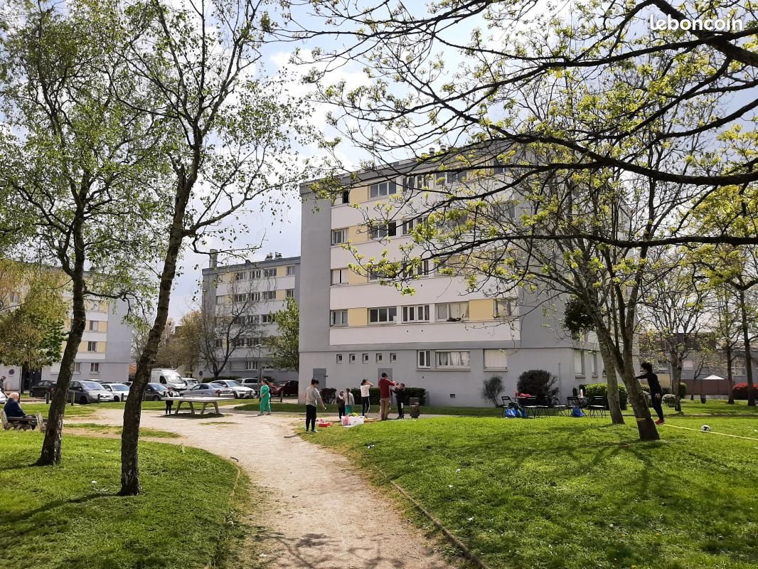 Appartement 4 pièces 76 m² · à Saint-Herblain · 76 m² · 559 €/mois