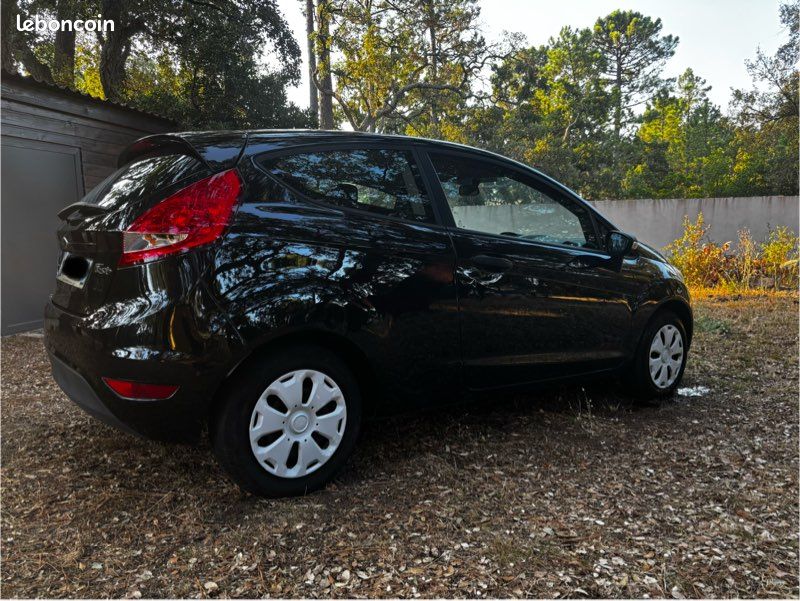 Ford fiesta vi (image 2)