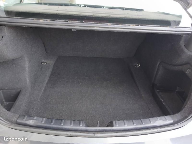 Bmw Série 3 318dA 143ch Lounge (image 8)