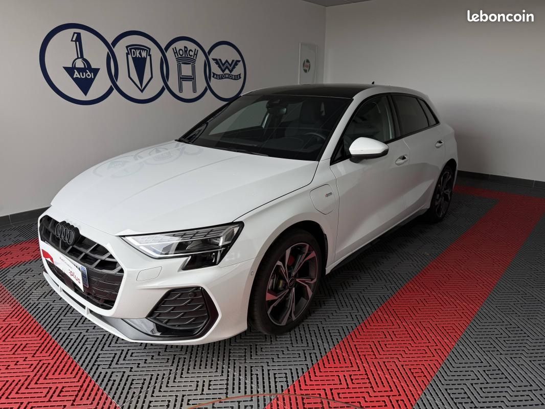 Audi A3 sportback TFSI e Hybride rechargeable 204 S tronic 6 S line (image 1)