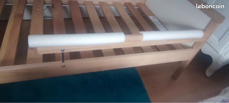 Lit pour enfant avec sommier, matelas et barrière (image 5)