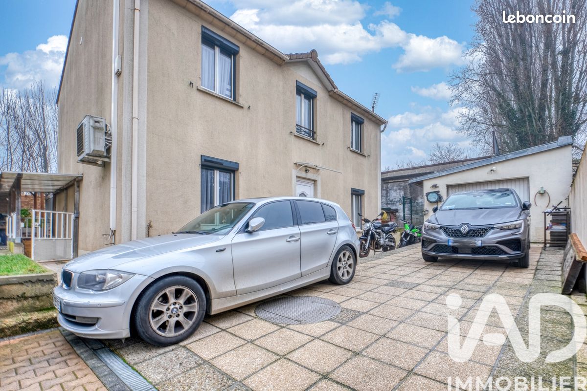 Maison 6 pièces 151 m² · à Le Thillay · 151 m² · 383 000 €