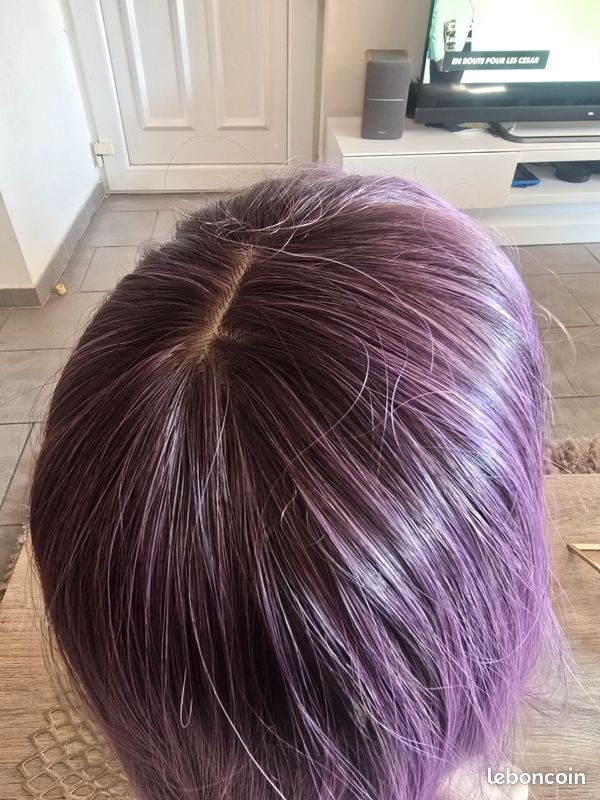 Perruque mauve-violette (image 5)