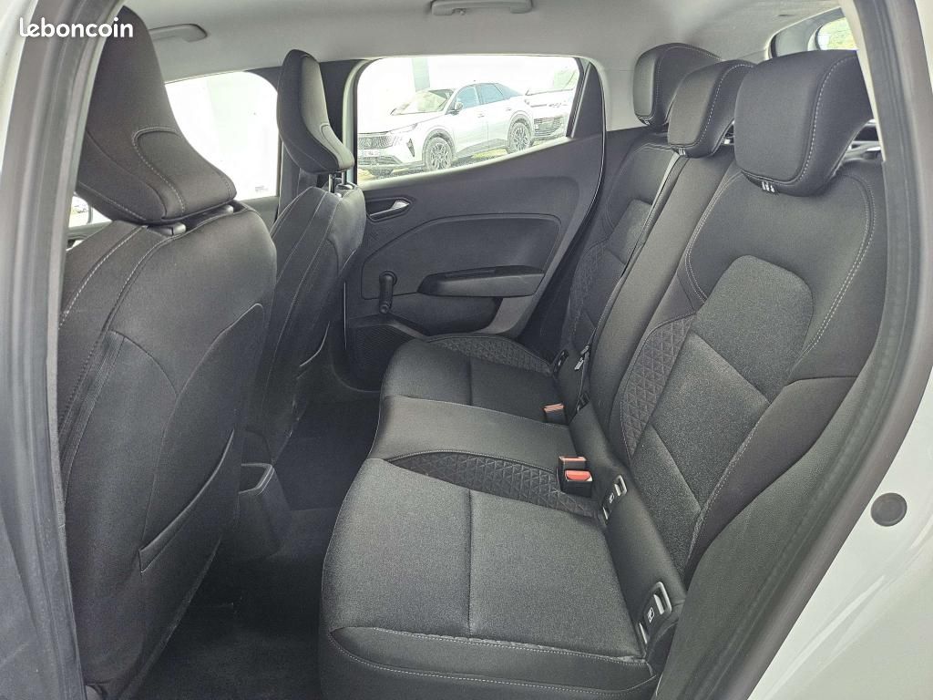 RENAULT CLIO 1.5 Blue DCI 85 Business 5 PLACES (image 12)