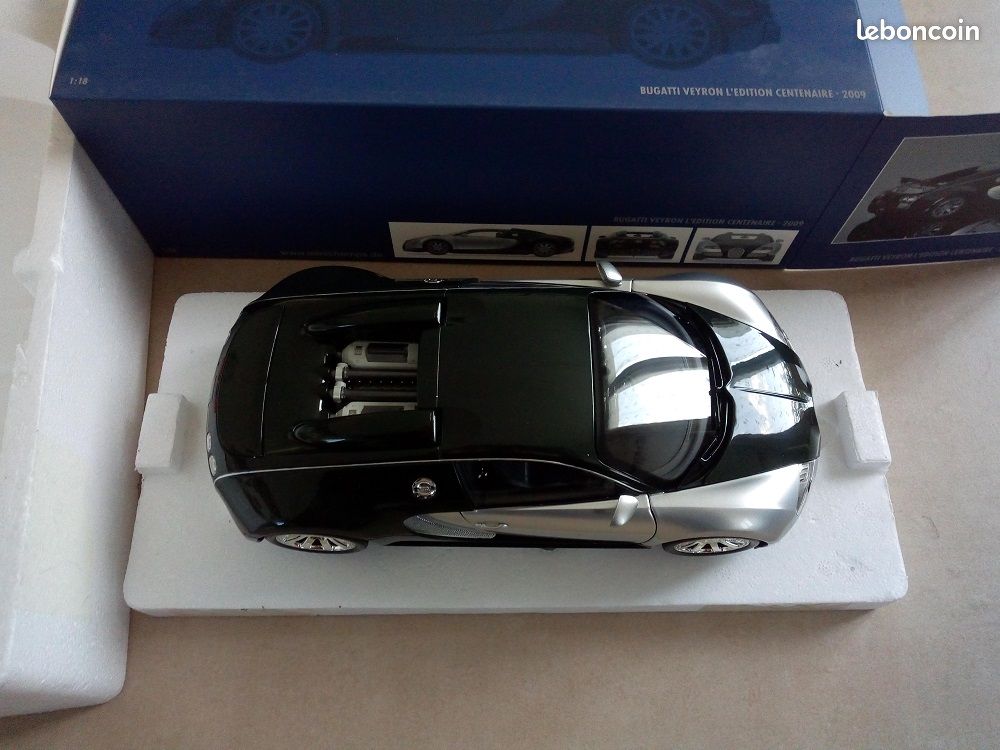 BUGATTI VEYRON Édition Centenaire – Minichamps 1/18 – Miniature De Collection