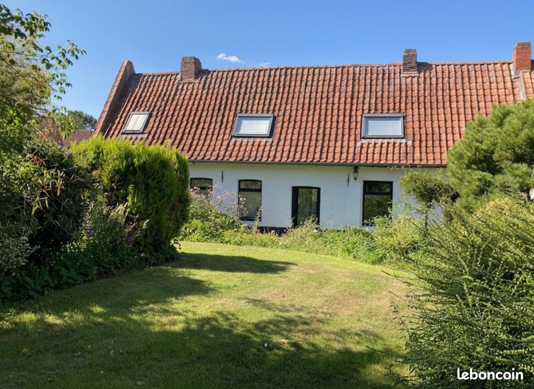 Maison 7 pièces 242 m² · à Bourghelles · 242 m² · 570 000 €
