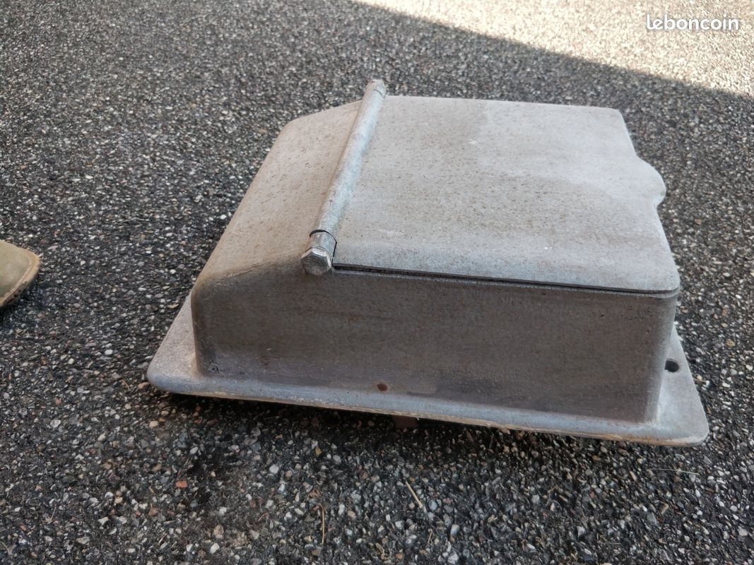 Trappe de vide ordures pour gaine d'immeuble (image 4)