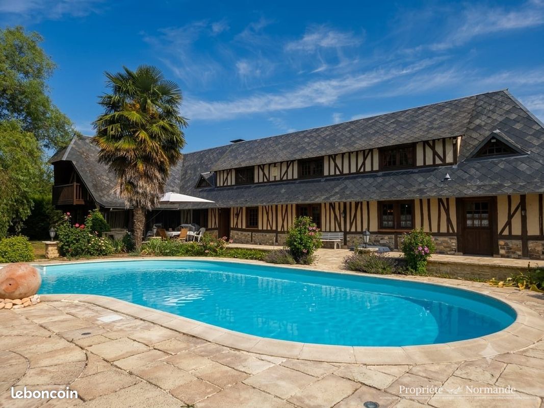 Maison 12 pièces 347 m² · à Cormeilles · 347 m² · 470 000 €