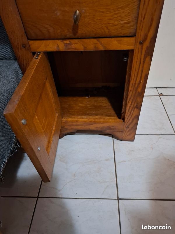 Meuble d'appoint ou table de chevet (image 1)