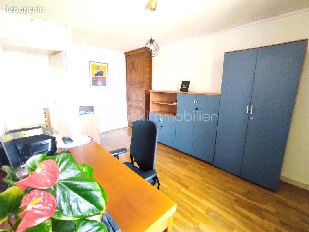 Maison 10 pièces 211 m² (image 11)