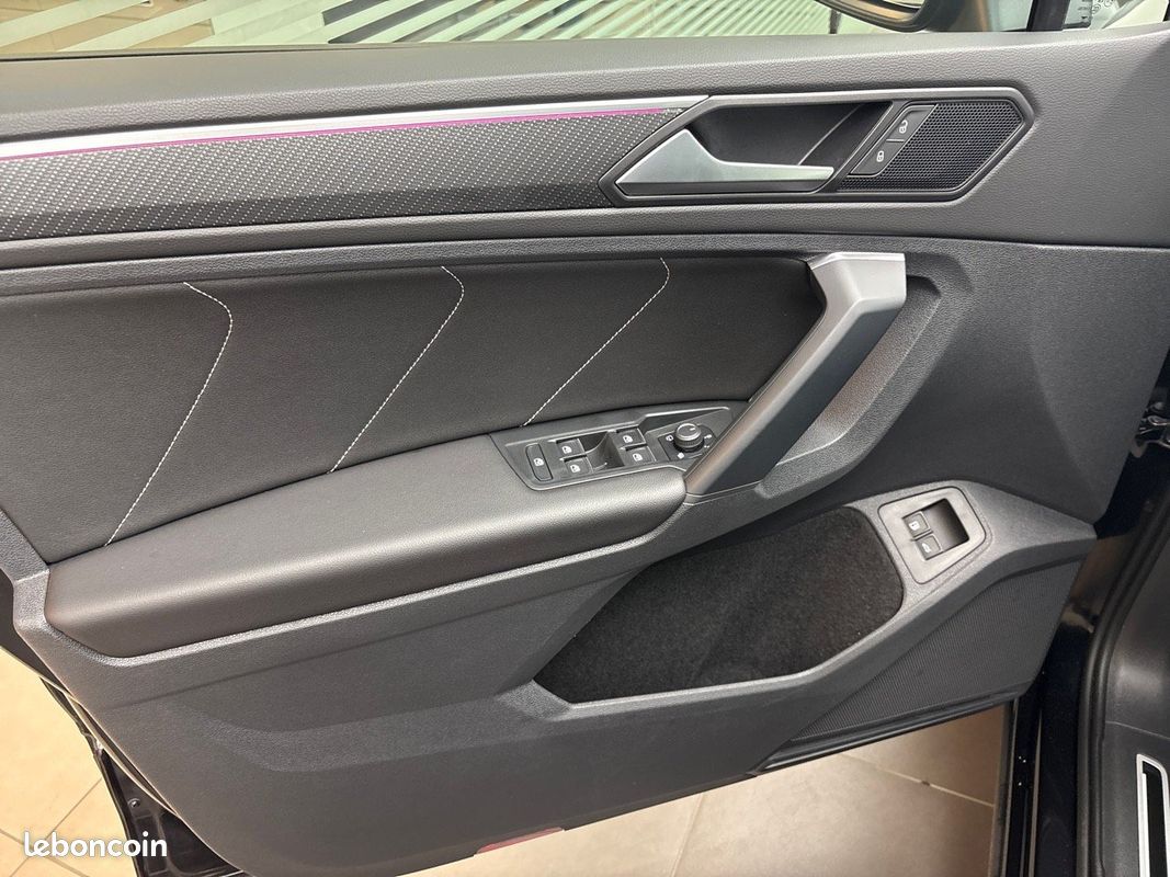 VOLKSWAGEN Tiguan 1.4 eHybrid 245ch DSG6 R-Line Exclusive (image 26)