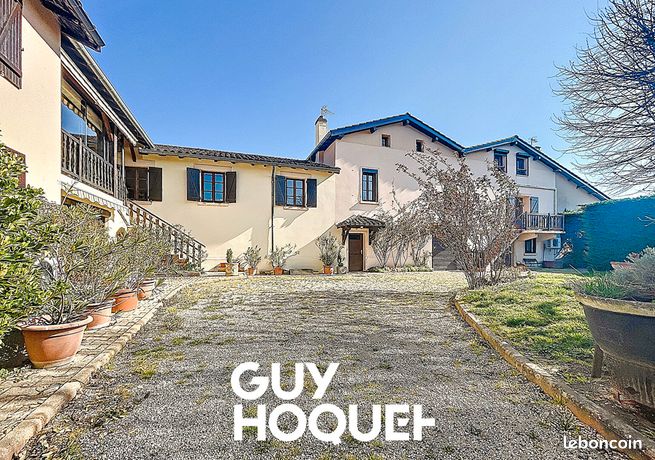 Propriété 11 pièces 278 m²