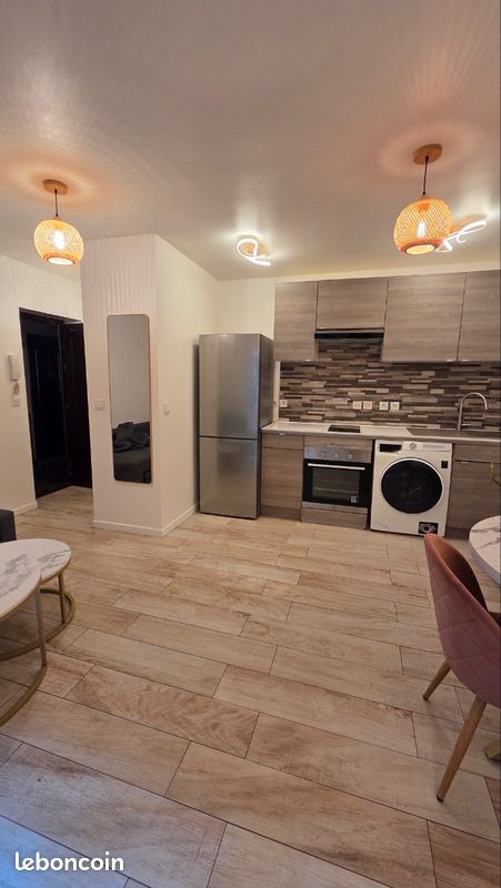 Appartement 2 pièces 44 m² · à Paris · 44 m² · 1 300 €