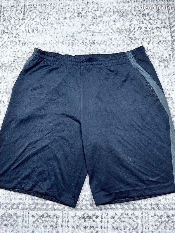 Short de sport Nike - Homme Xl - Noir - Polyester - Bon état (image 1)
