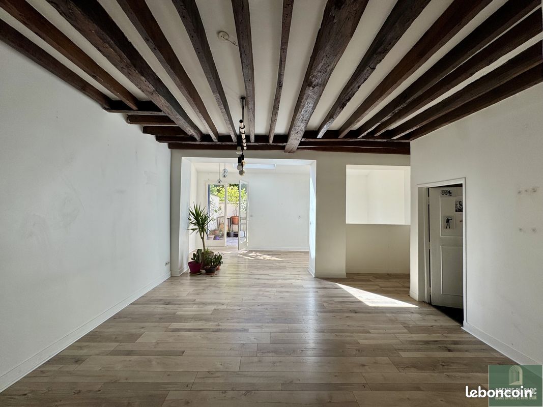 Maison 6 pièces 125 m² · à Ville-d'Avray · 125 m² · 2 750 €/mois